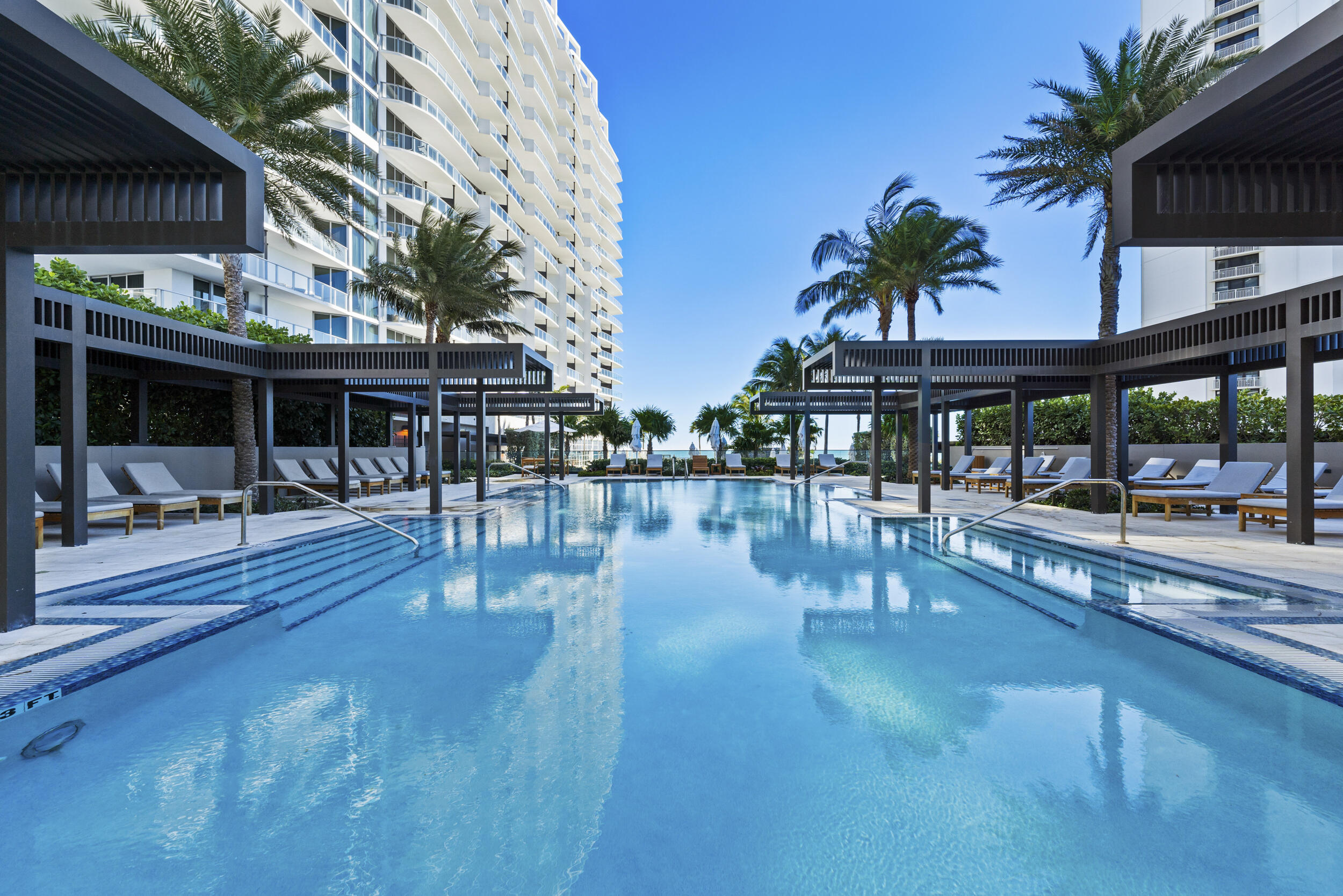 3100 N Ocean #1804 P Singer Island, FL 33404