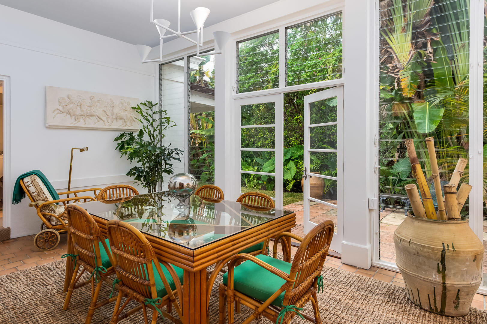 425 Seaspray Palm Beach, FL 33480