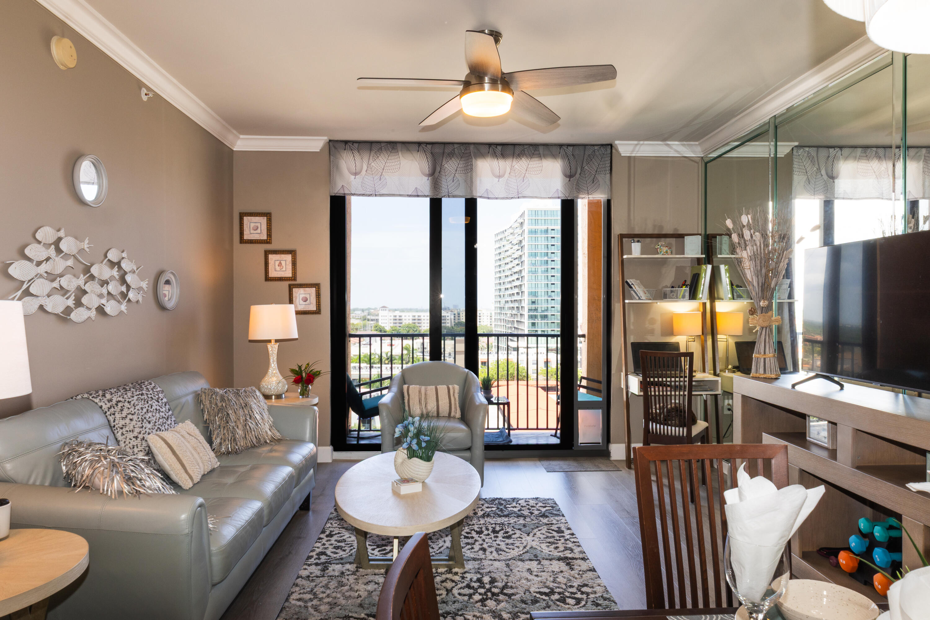 651 Okeechobee #1008