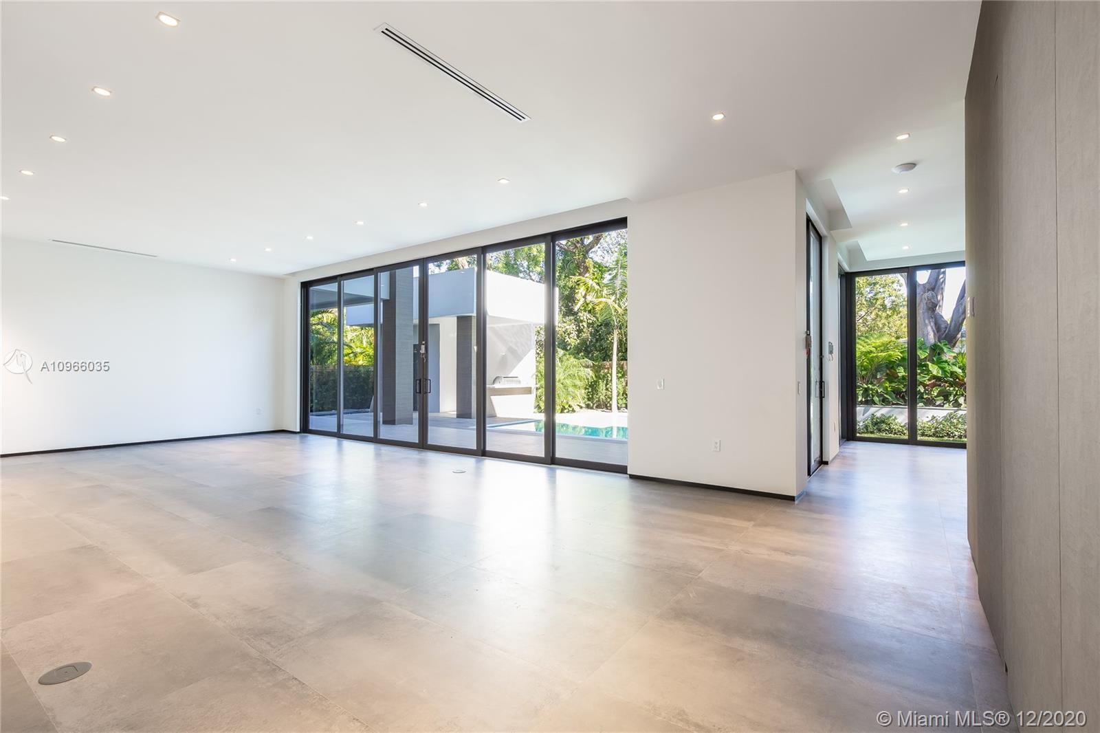 2721 SW 17th Ave Miami, FL 33133