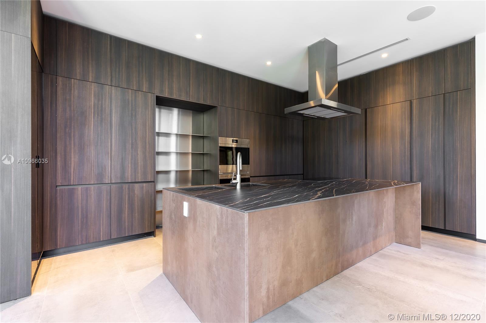 2721 SW 17th Ave Miami, FL 33133