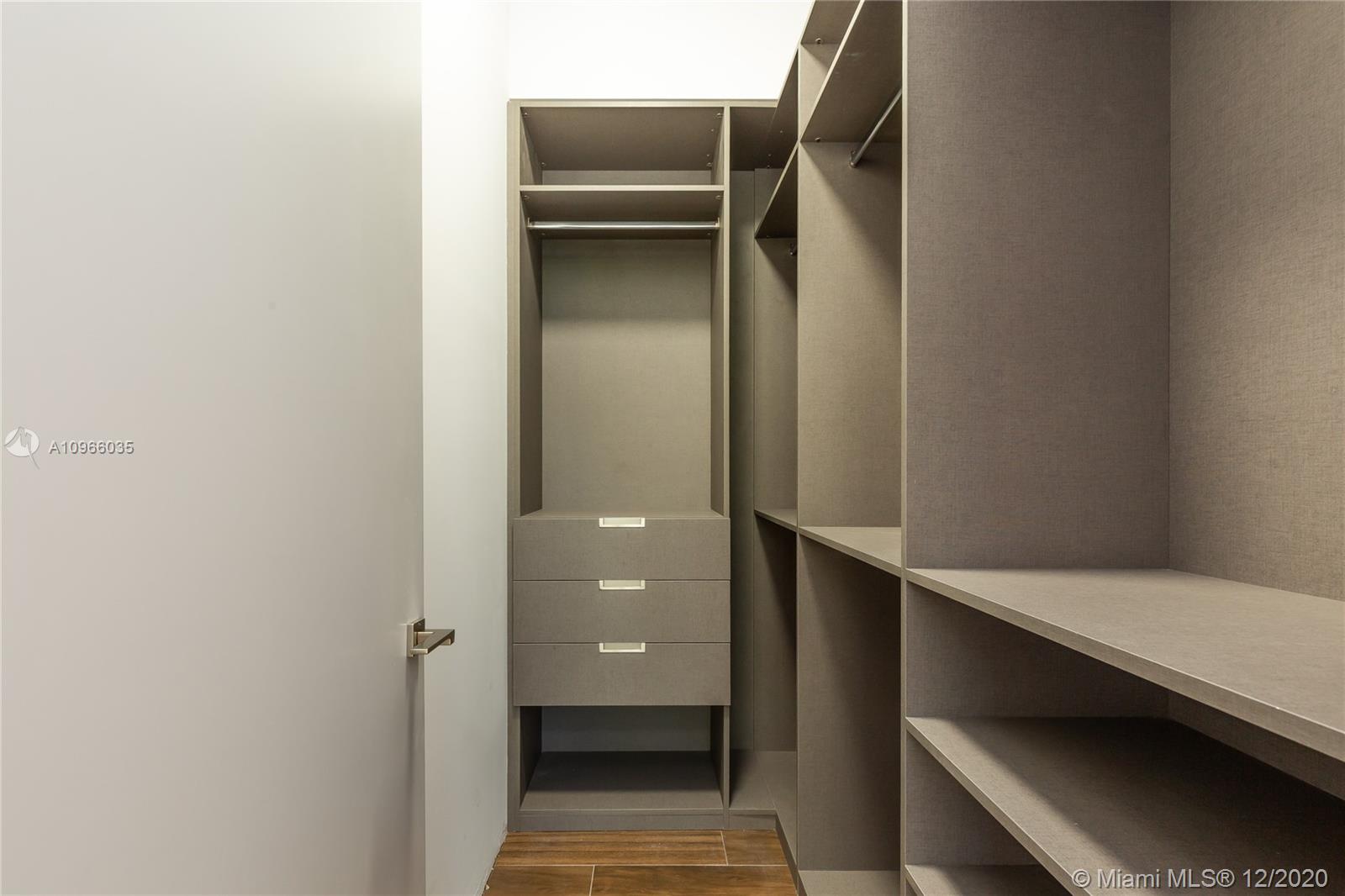 2721 SW 17th Ave Miami, FL 33133