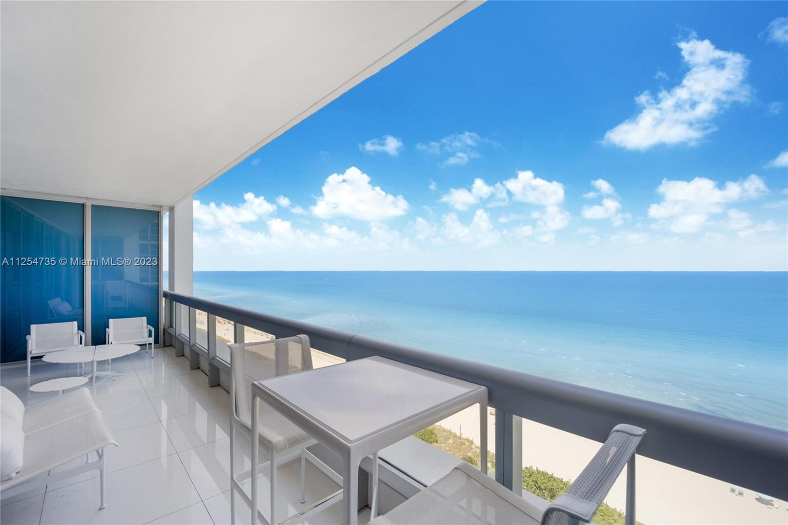 6899 Collins Ave #1207
