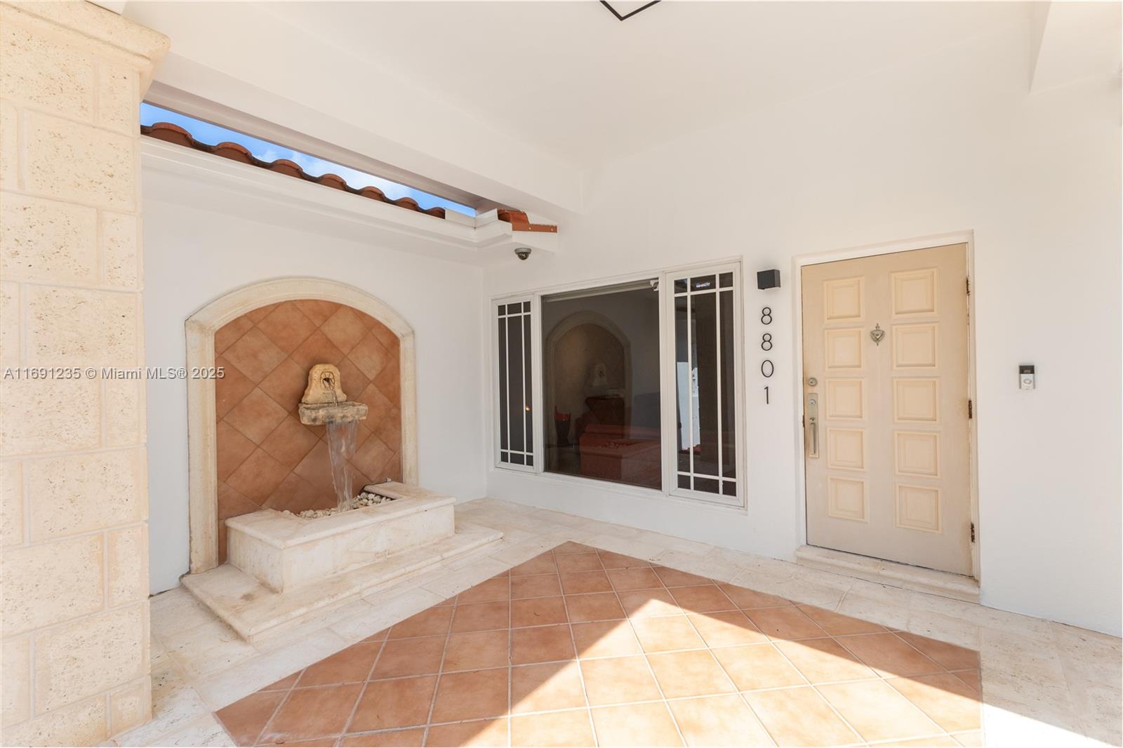 8801 Dickens Ave Surfside, FL 33154