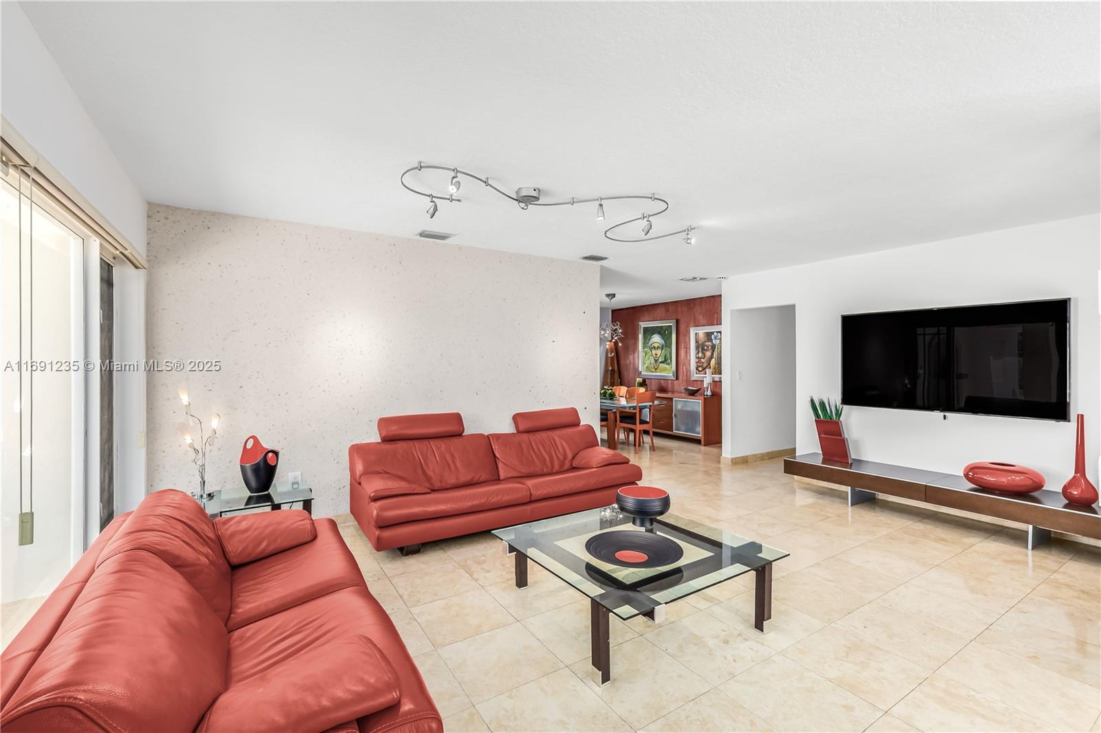 8801 Dickens Ave Surfside, FL 33154