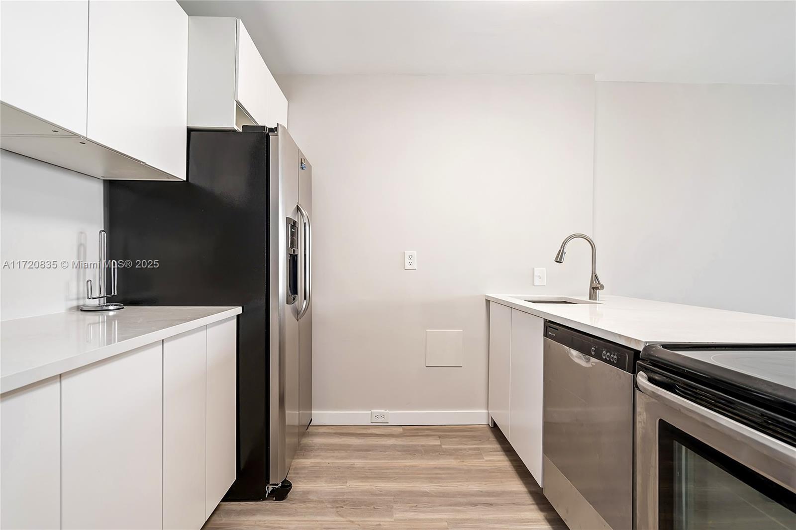 701 Three Iss Blvd #316
