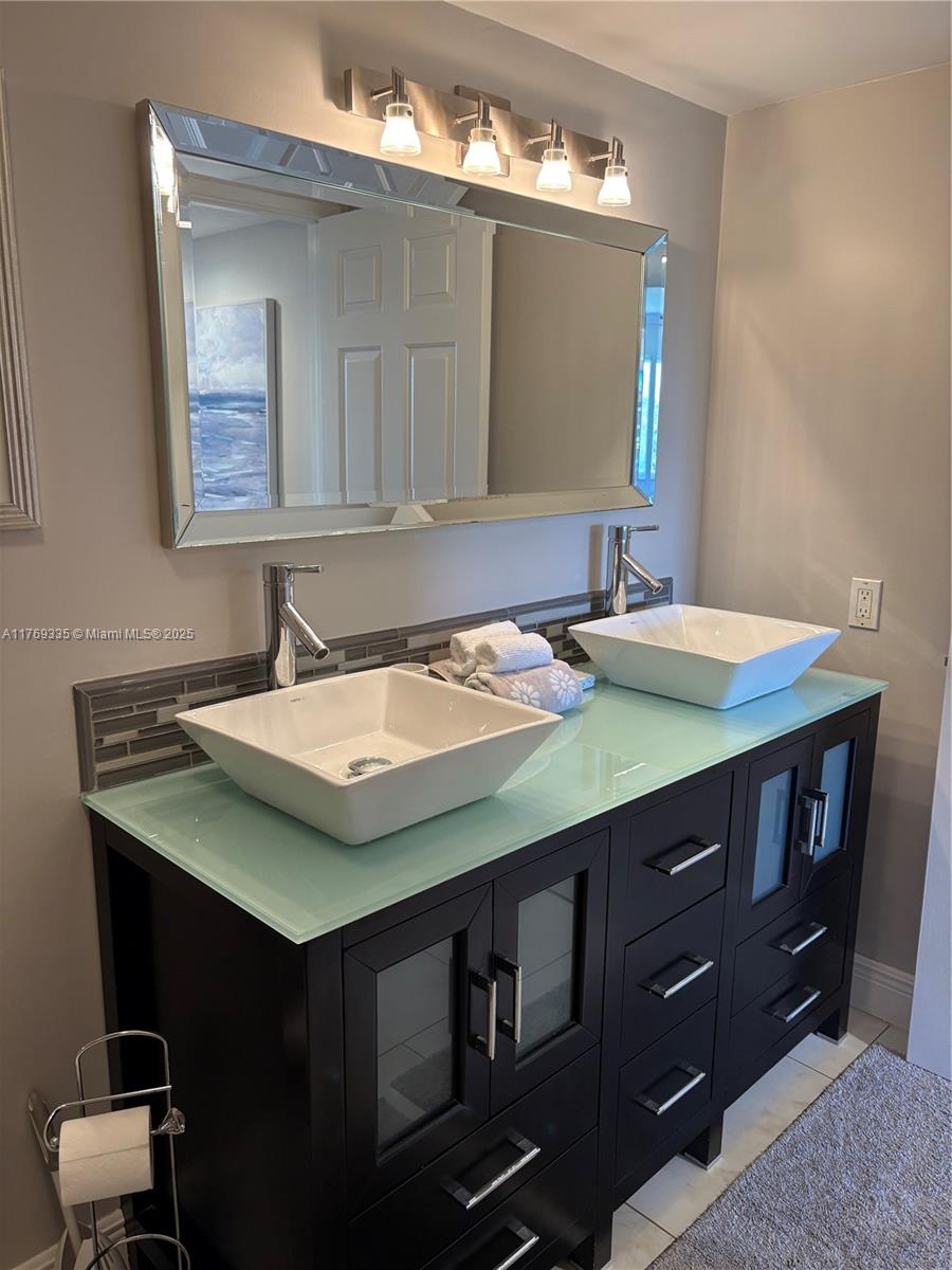 275 Palm Ave #A303 Jupiter, FL 33477