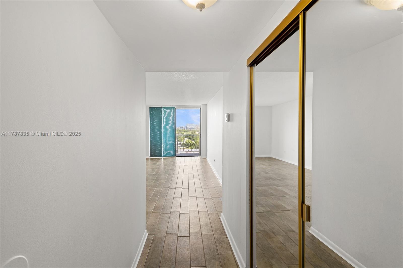 2350 NE 135th St #812,North Miami, FL 33181