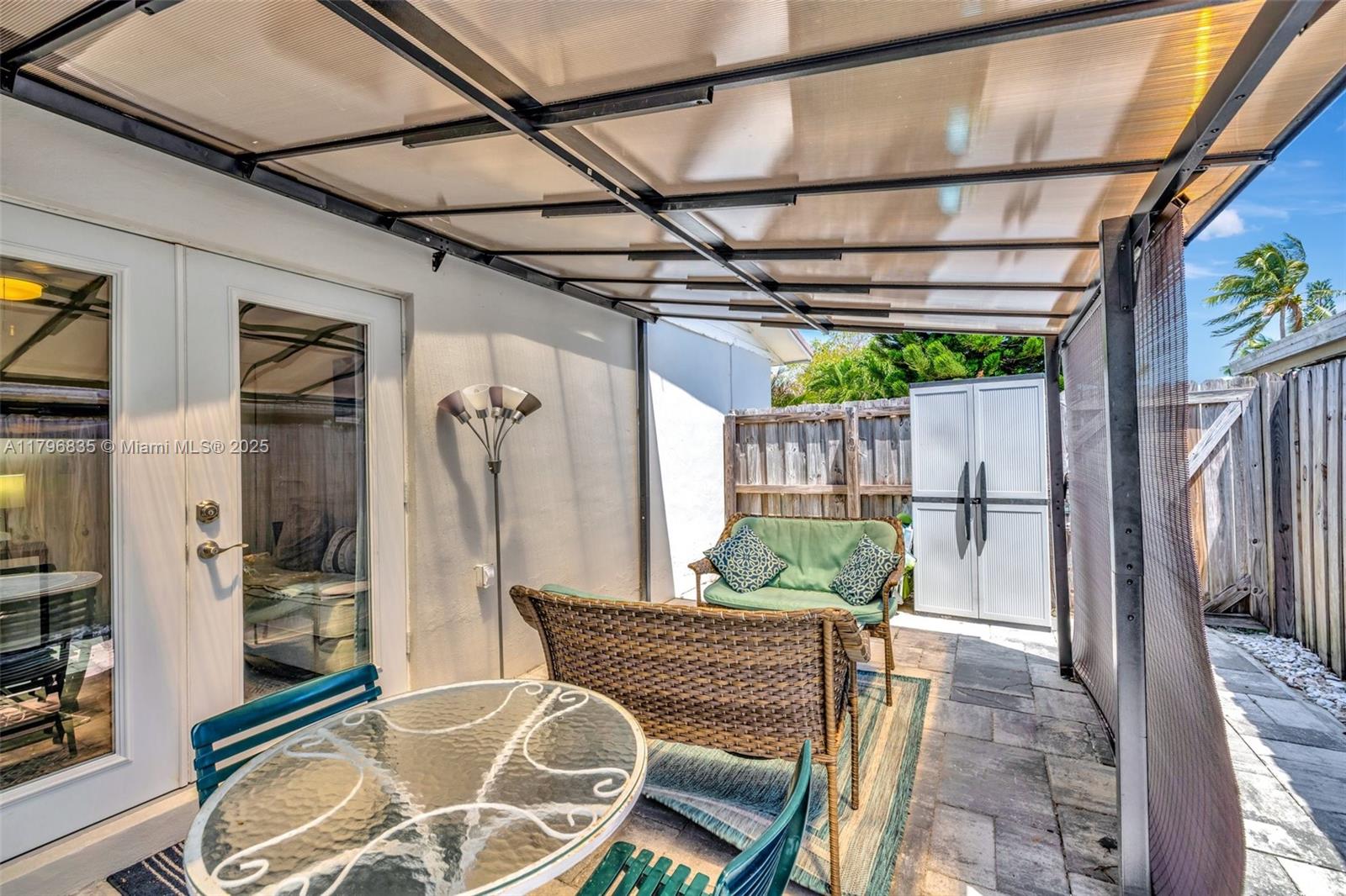 2751 NE 9th Ter #2751