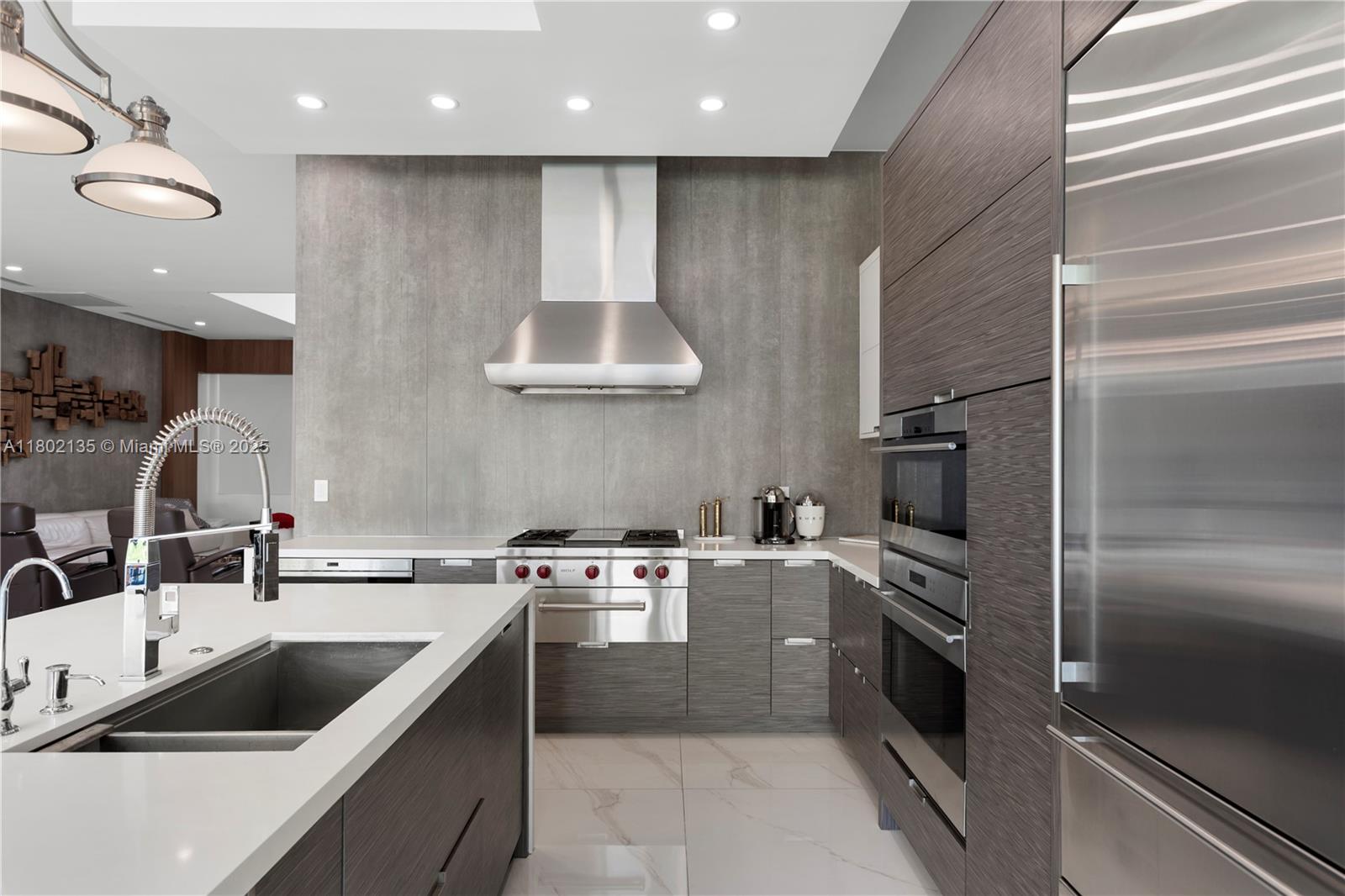 12880 N Bayshore Dr North Miami, FL 33181 12880 N Bayshore Dr North Miami, FL 33181