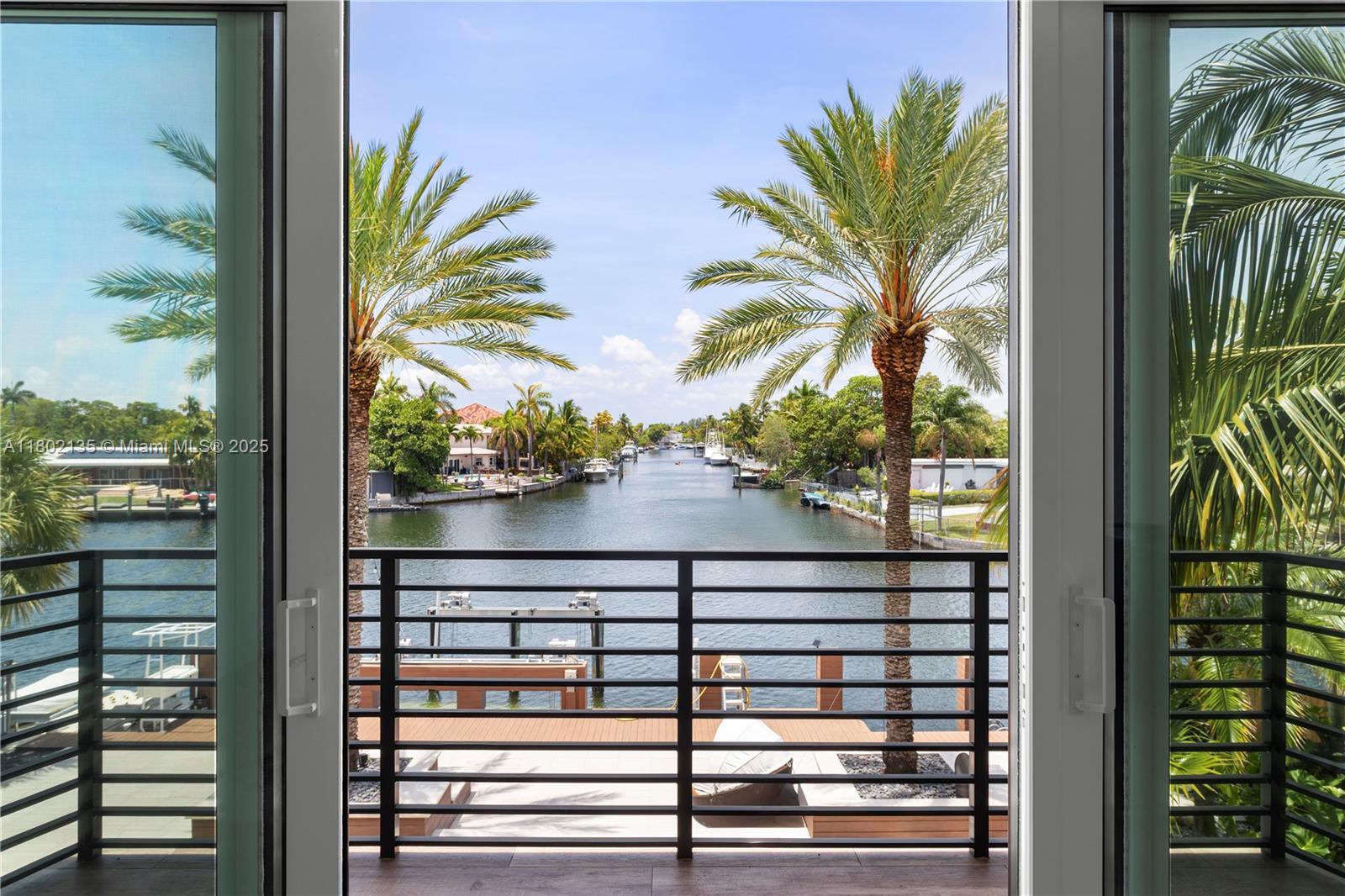 12880 N Bayshore Dr North Miami, FL 33181 12880 N Bayshore Dr North Miami, FL 33181