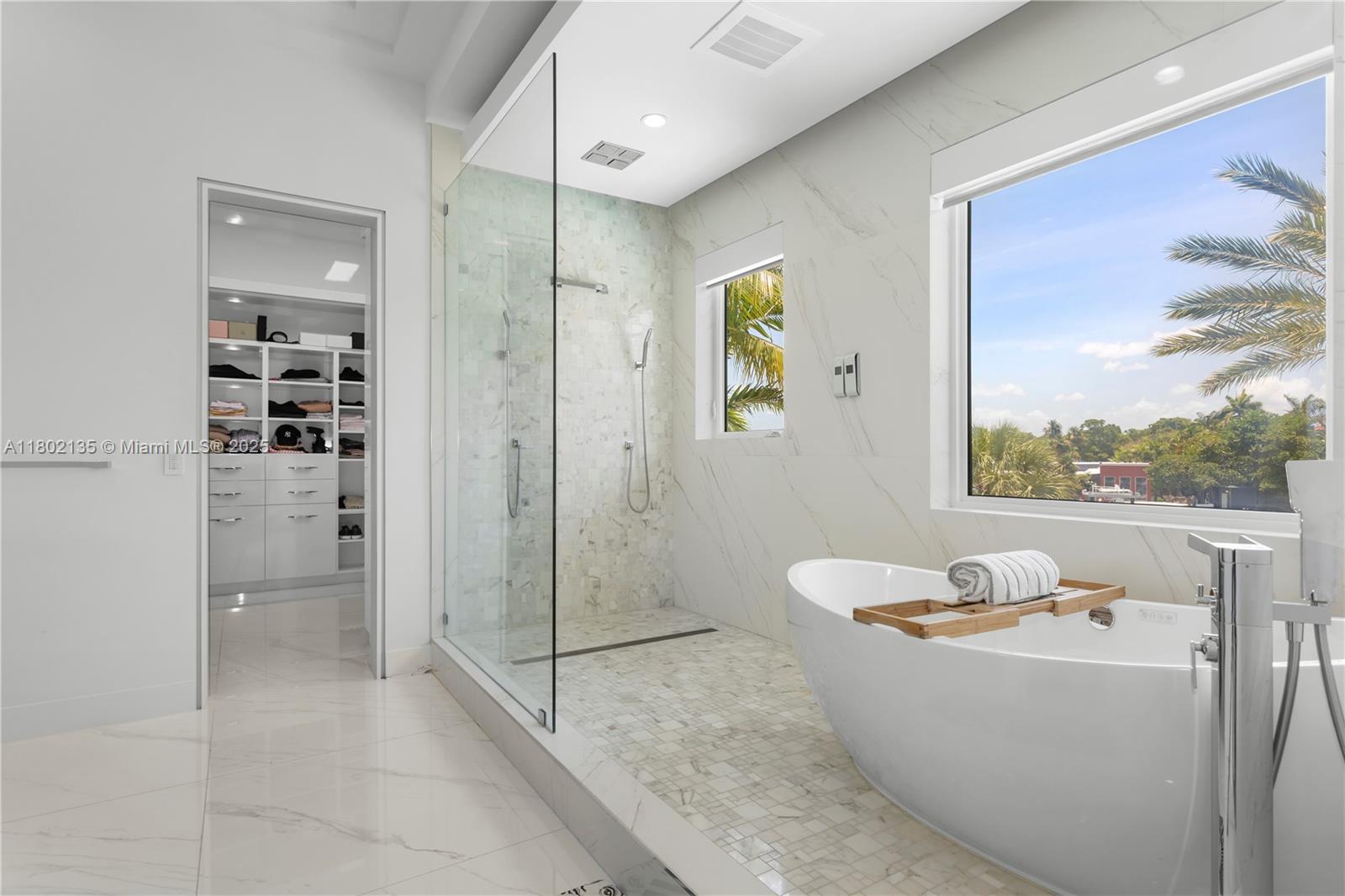 12880 N Bayshore Dr North Miami, FL 33181 12880 N Bayshore Dr North Miami, FL 33181