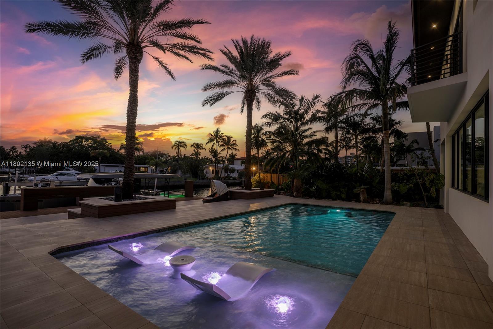 12880 N Bayshore Dr North Miami, FL 33181 12880 N Bayshore Dr North Miami, FL 33181