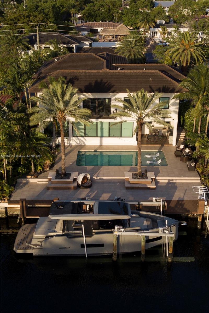 12880 N Bayshore Dr North Miami, FL 33181 12880 N Bayshore Dr North Miami, FL 33181