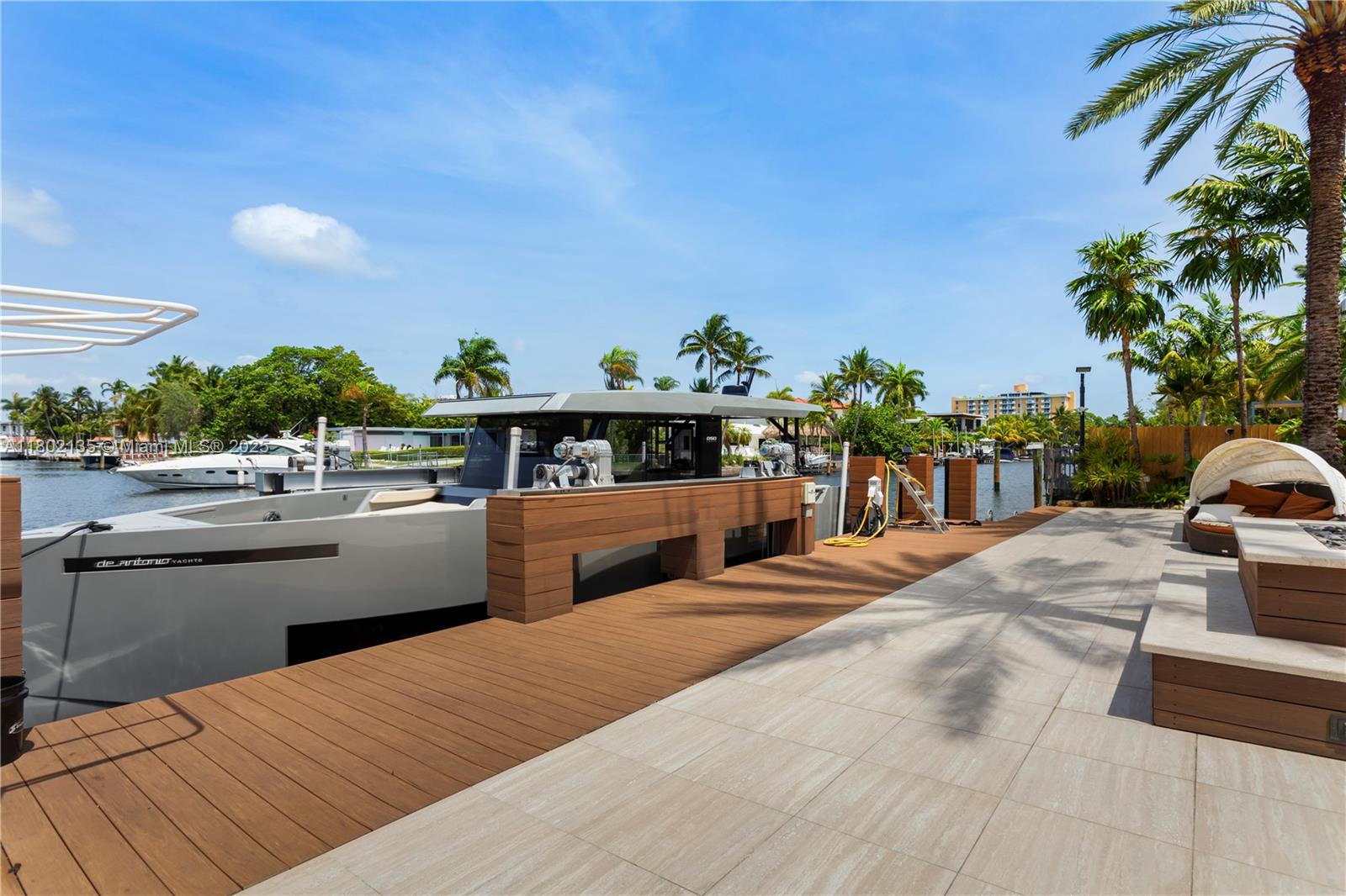 12880 N Bayshore Dr North Miami, FL 33181 12880 N Bayshore Dr North Miami, FL 33181