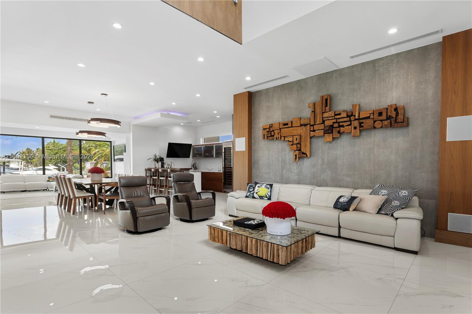 12880 N Bayshore Dr North Miami, FL 33181 12880 N Bayshore Dr North Miami, FL 33181