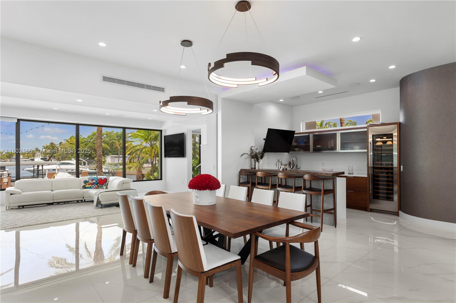 12880 N Bayshore Dr North Miami, FL 33181 12880 N Bayshore Dr North Miami, FL 33181