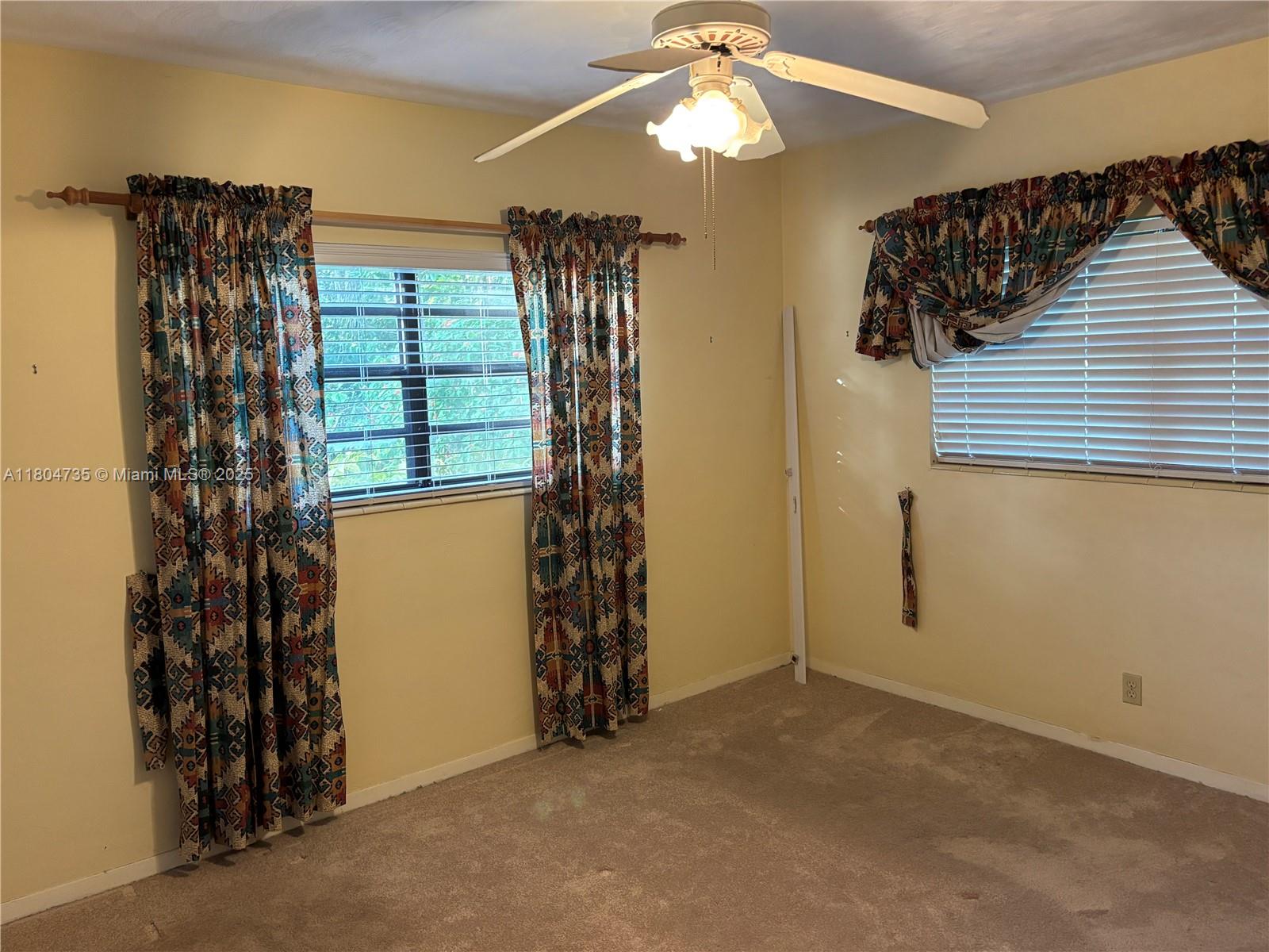 5951 SW 84th St South Miami, FL 33143