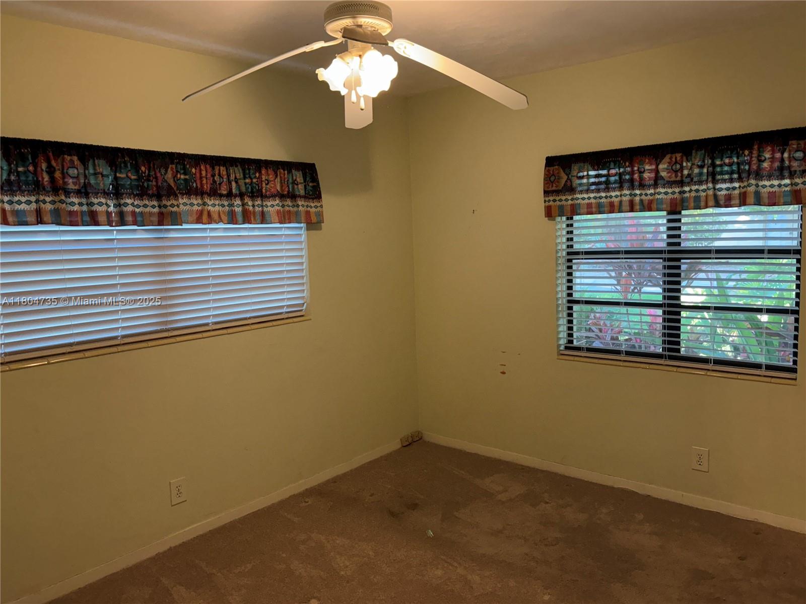 5951 SW 84th St South Miami, FL 33143