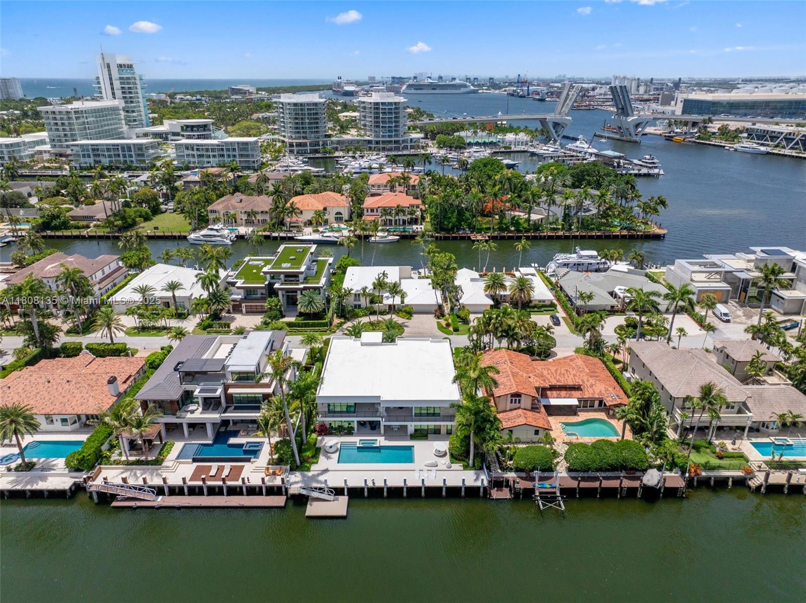 2519 Lucille Dr Fort Lauderdale, FL 33316