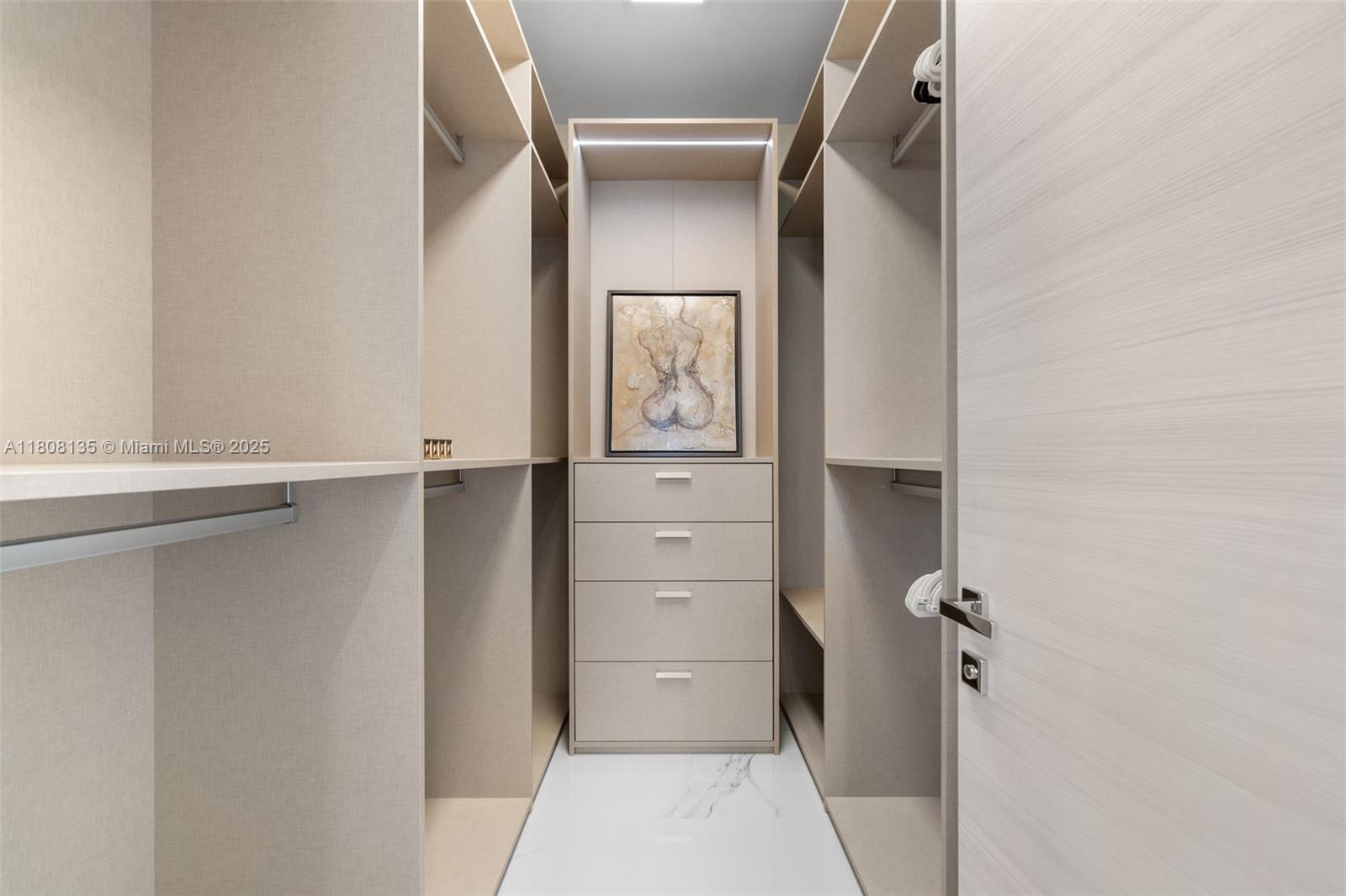 2519 Lucille Dr Fort Lauderdale, FL 33316