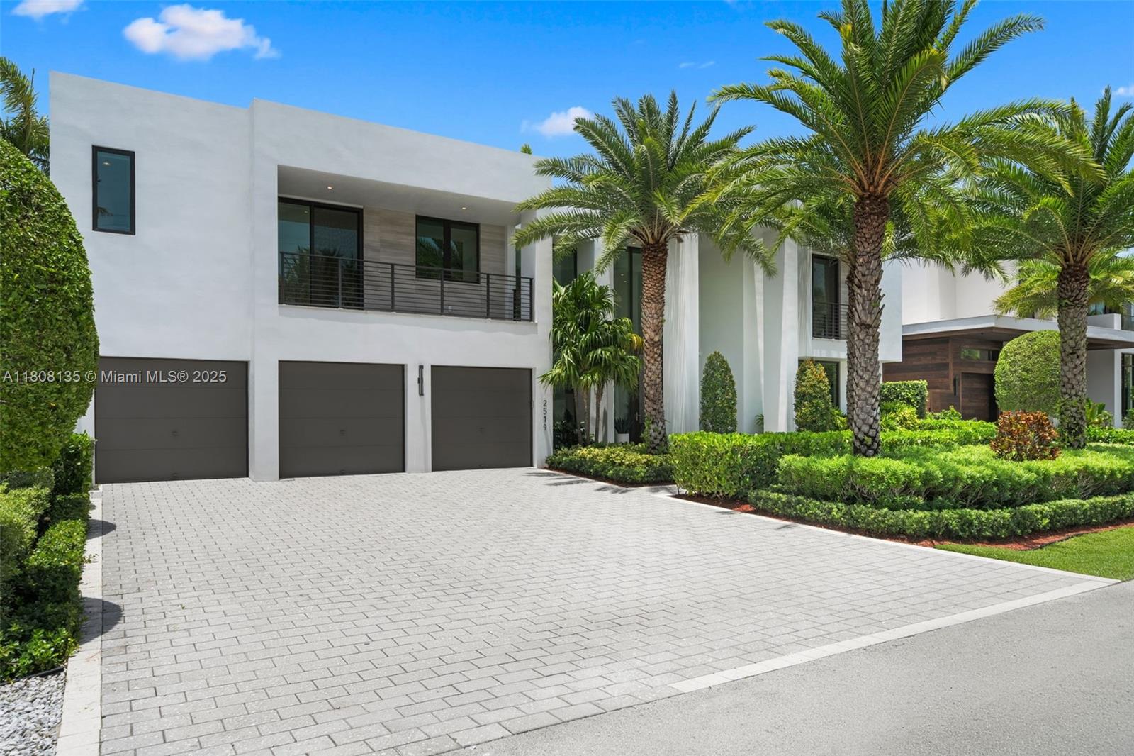 2519 Lucille Dr Fort Lauderdale, FL 33316