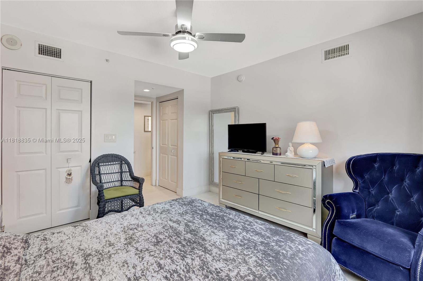 image Gables Marquis Condo17