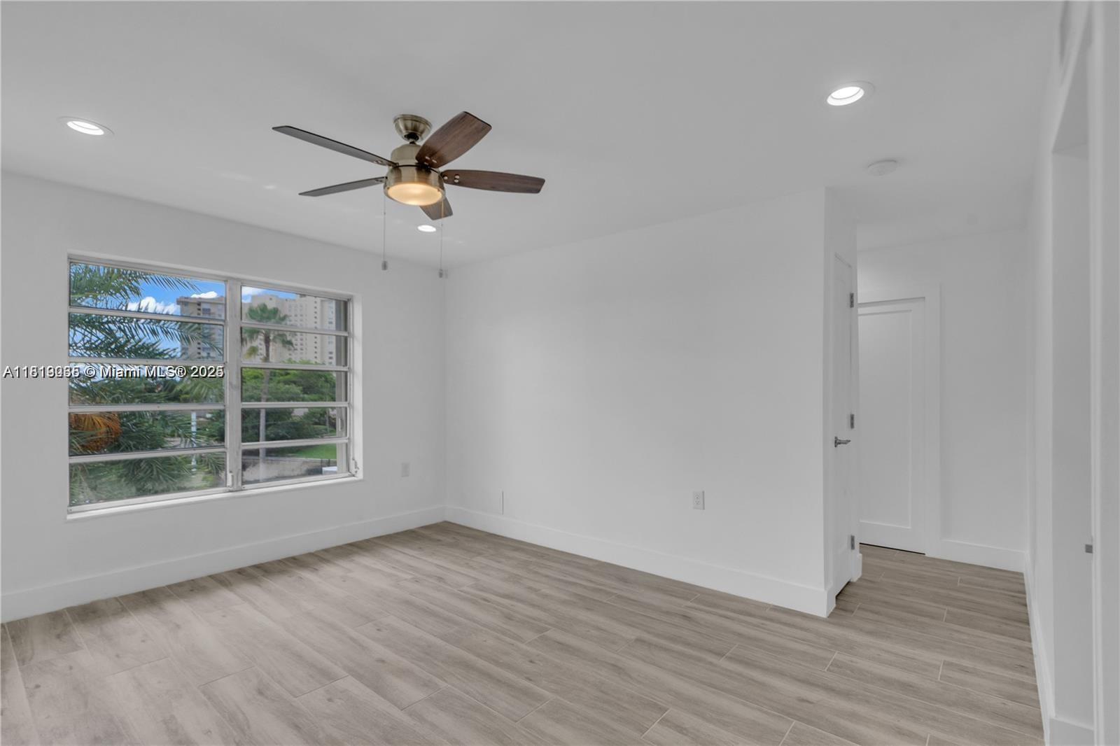 1631 NE 114th St #311,Miami, FL 33181