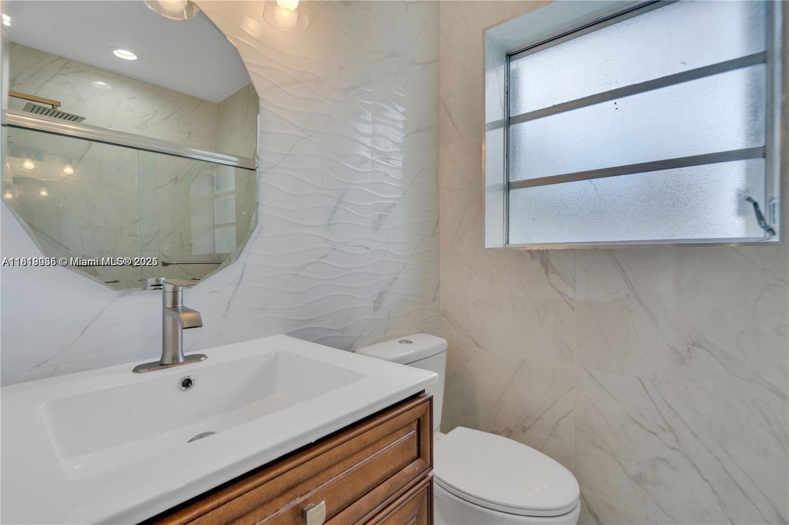 1631 NE 114th St #311,Miami, FL 33181