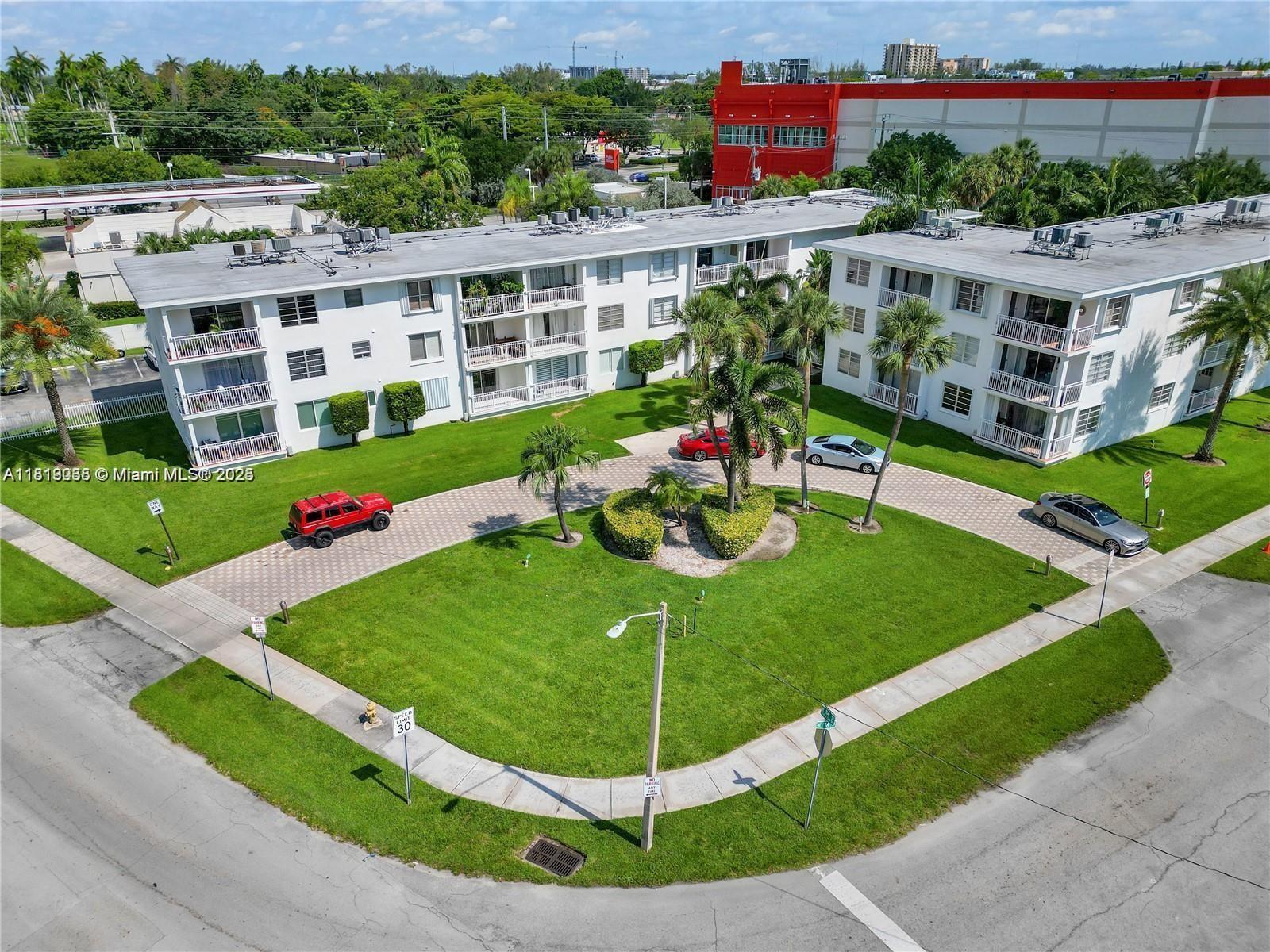 1631 NE 114th St #311,Miami, FL 33181