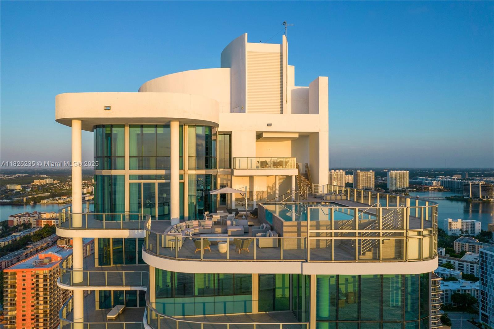 image Chateau Beach Residences2