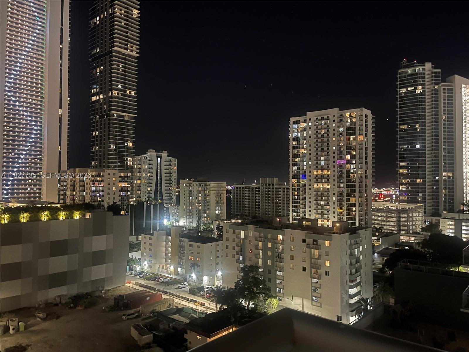 image Gallery Art Condos13