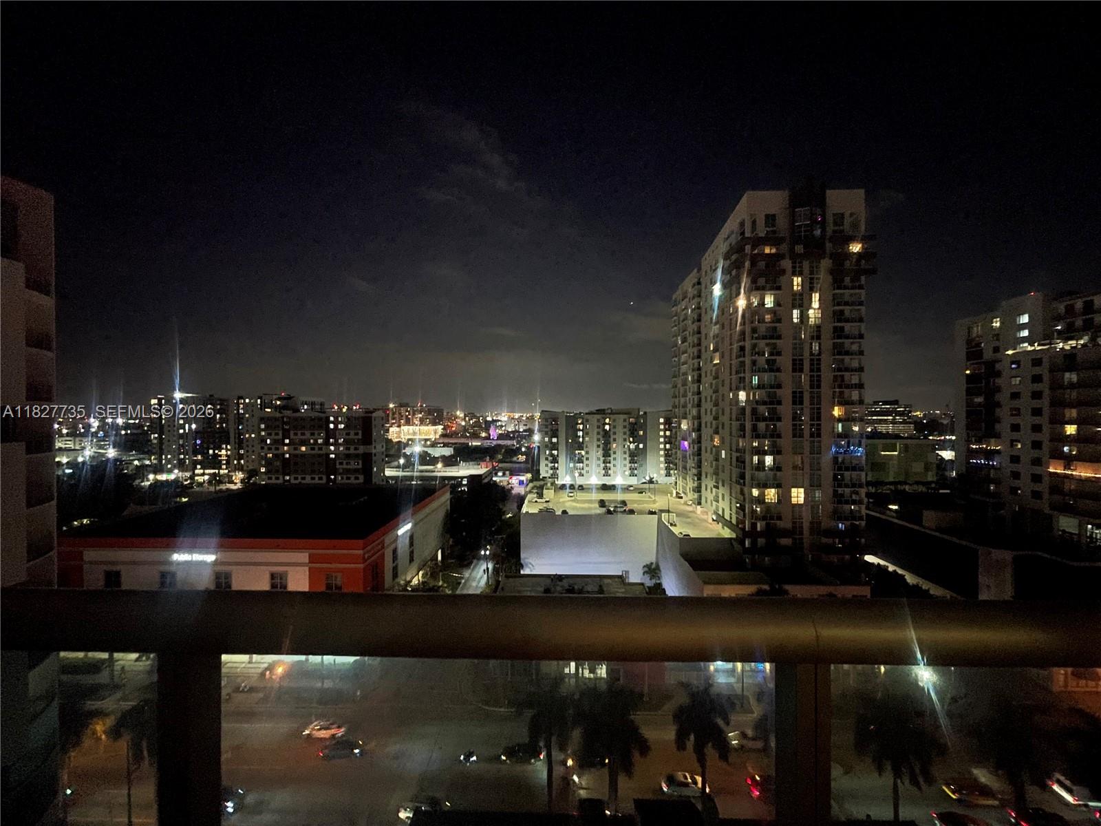 image Gallery Art Condos14