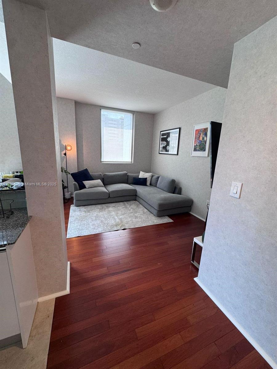 image 1060 Brickell Condo12