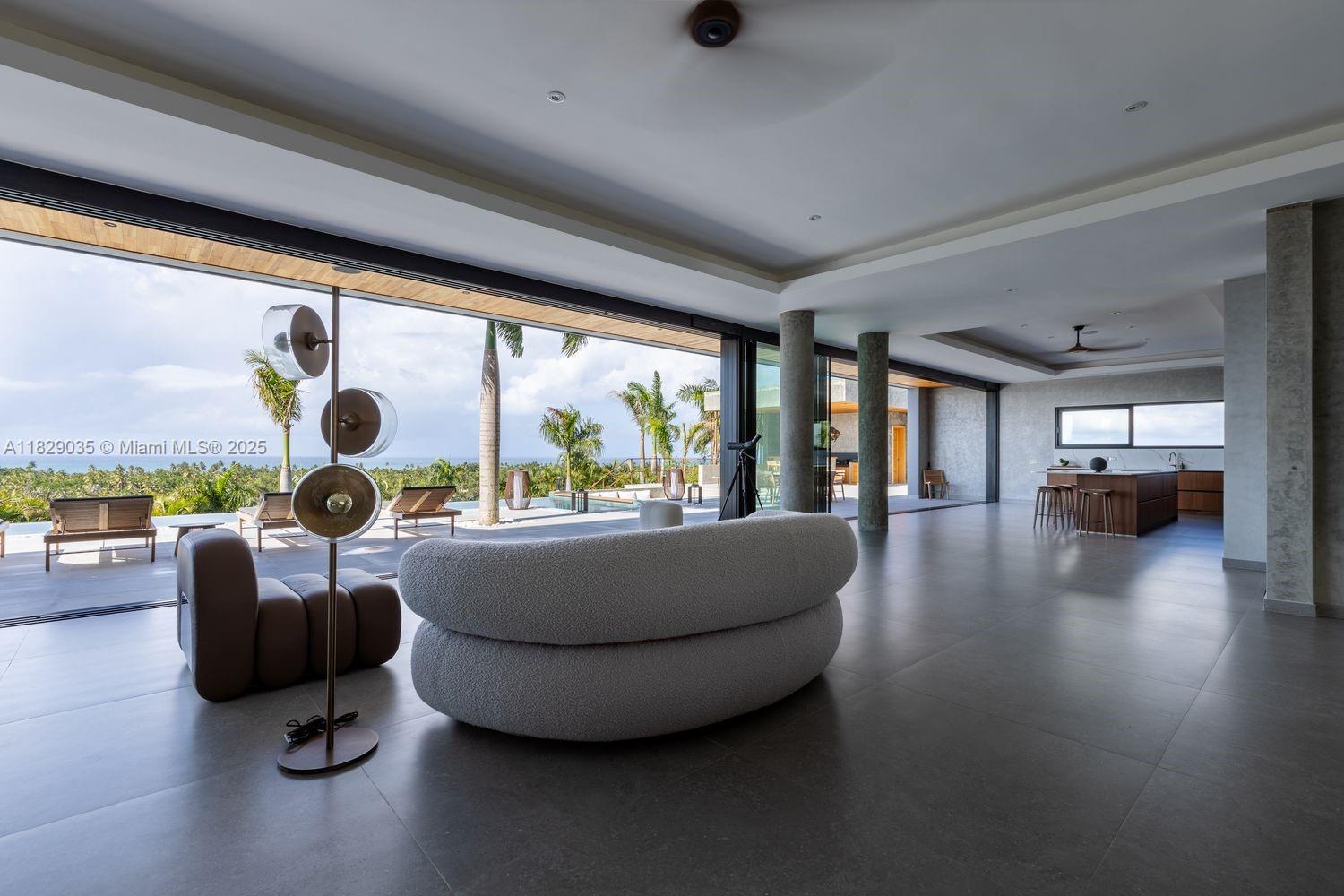 000 8g99+hr Las Terrenas, Dominican Republic Las Terrenas, FL 32000