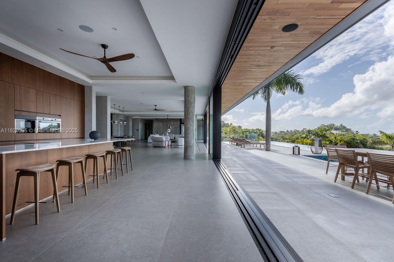 000 8g99+hr Las Terrenas, Dominican Republic Las Terrenas, FL 32000