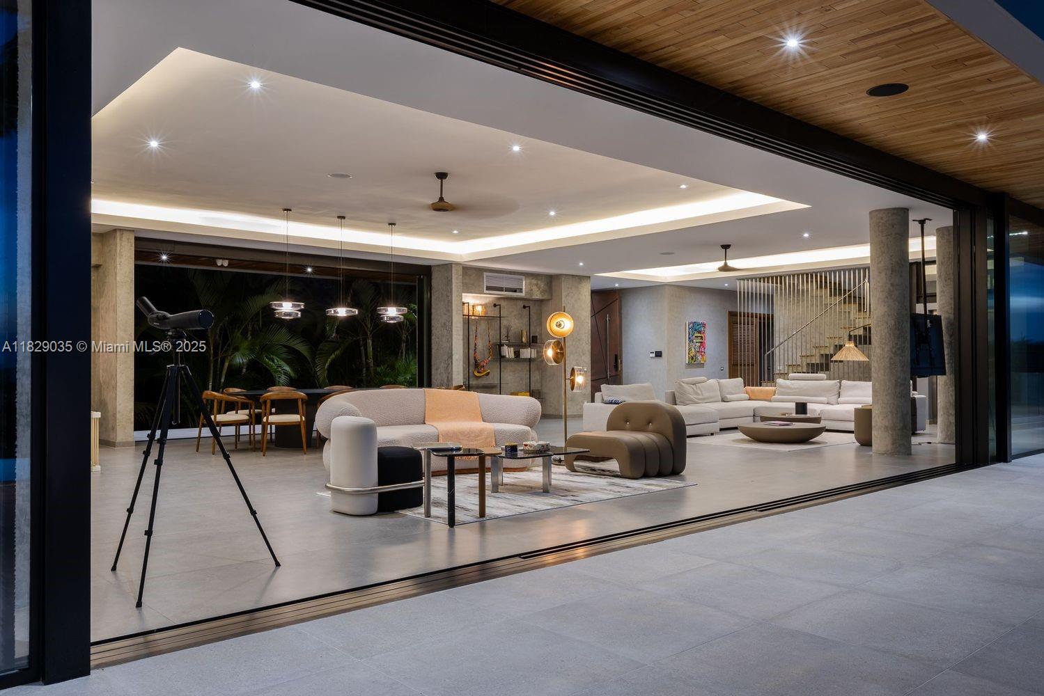 000 8g99+hr Las Terrenas, Dominican Republic Las Terrenas, FL 32000