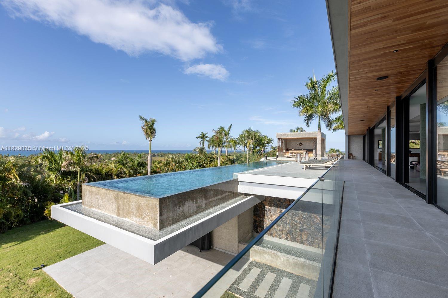 000 8g99+hr Las Terrenas, Dominican Republic Las Terrenas, FL 32000