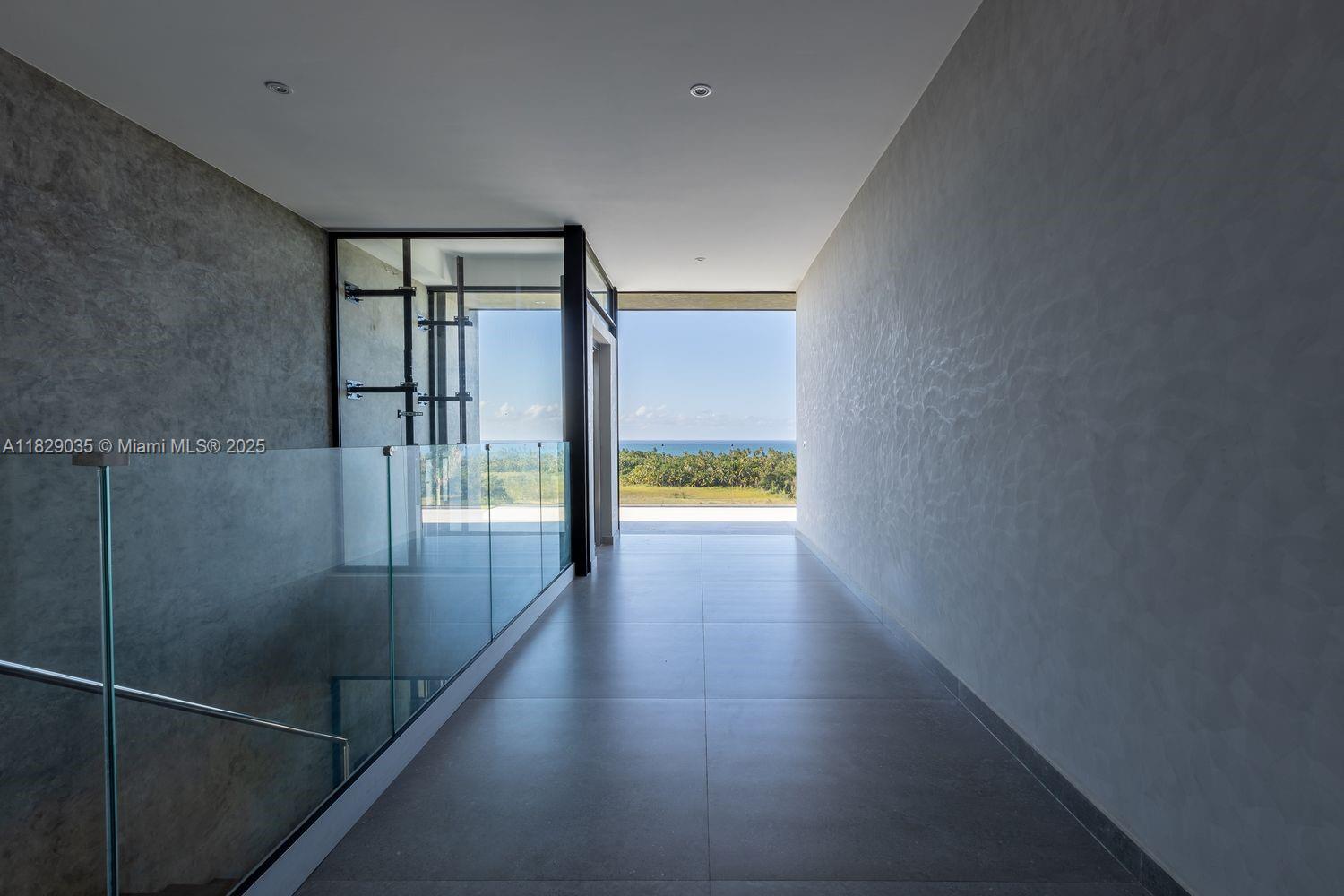 000 8g99+hr Las Terrenas, Dominican Republic Las Terrenas, FL 32000