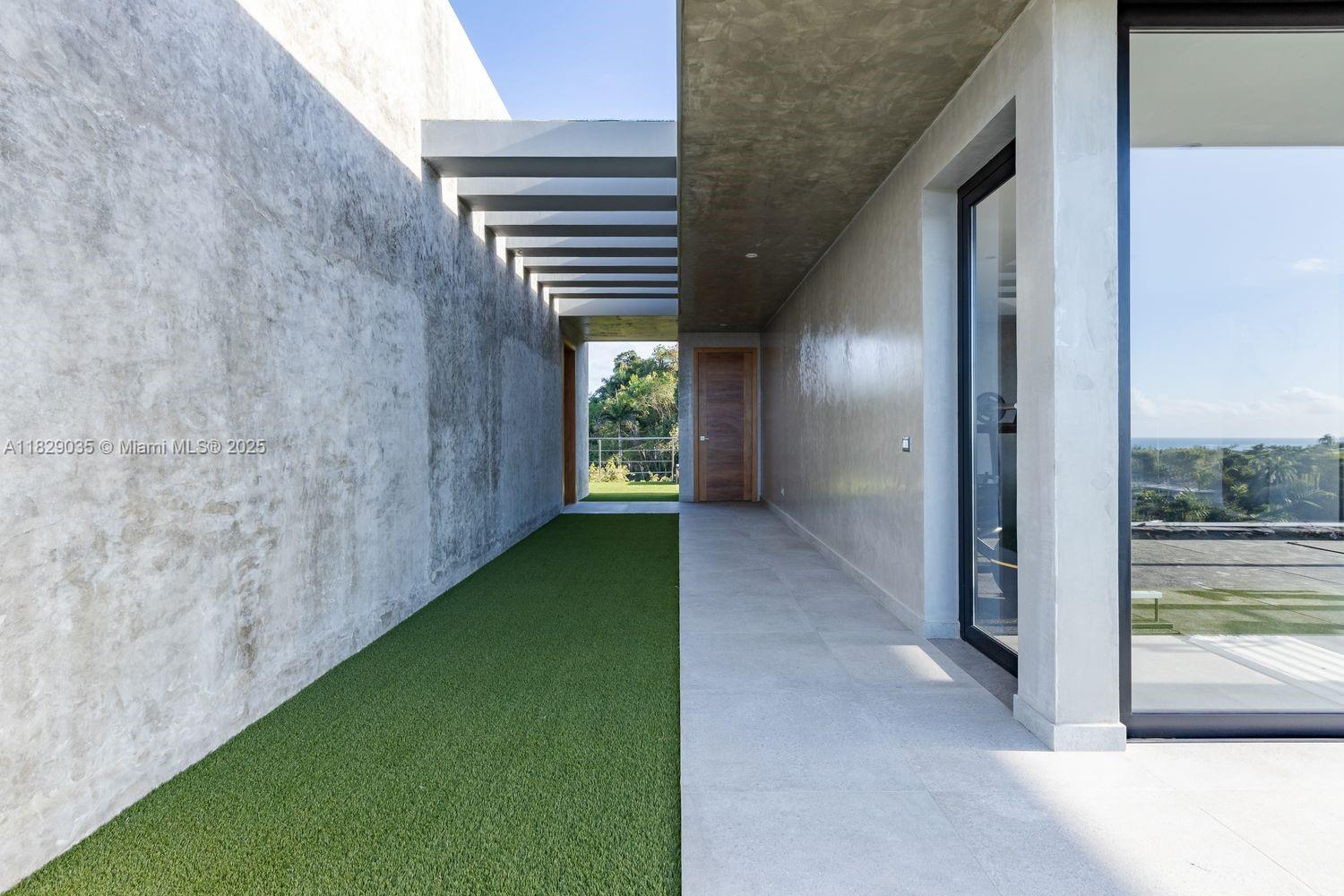 000 8g99+hr Las Terrenas, Dominican Republic Las Terrenas, FL 32000