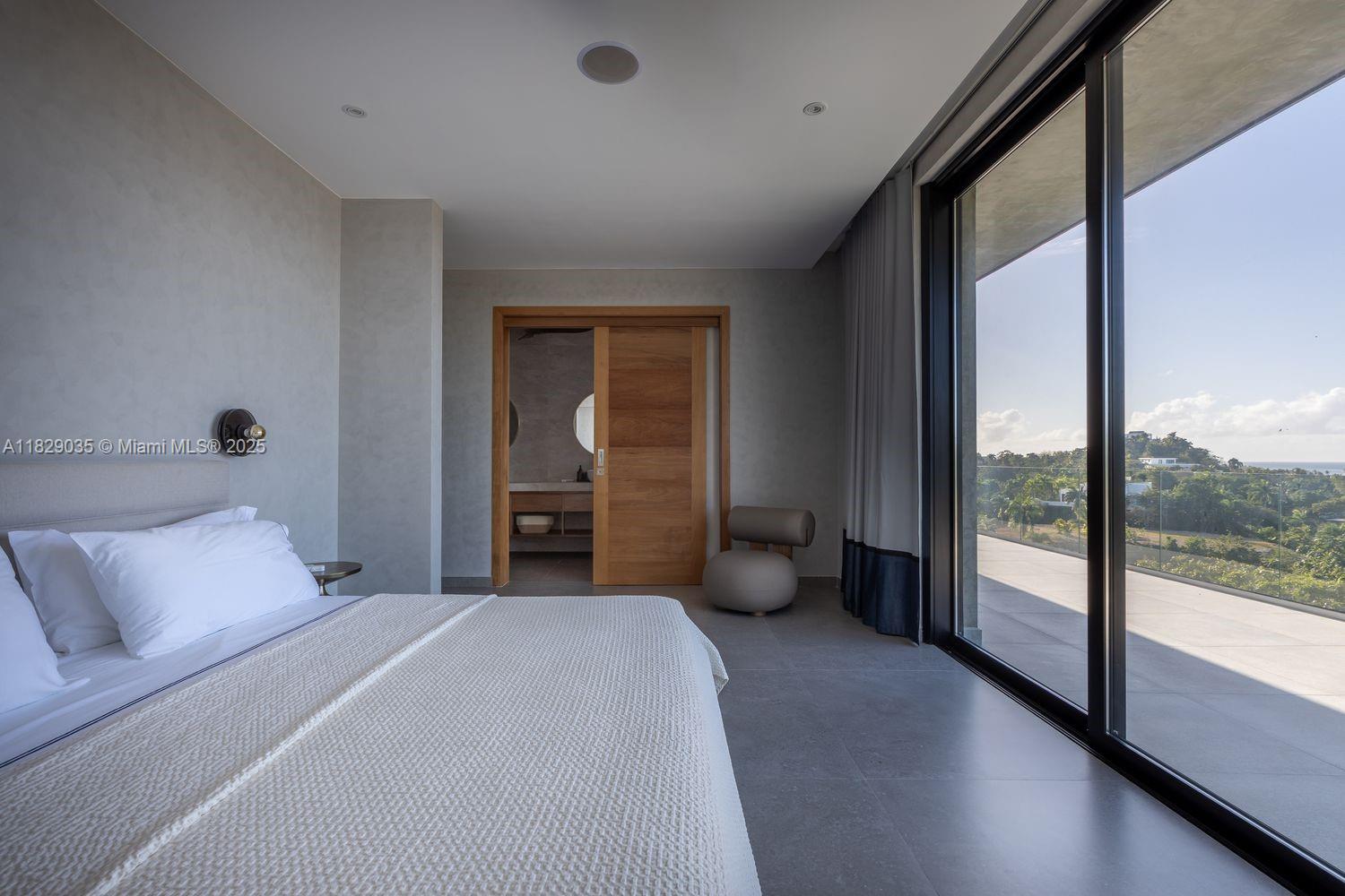 000 8g99+hr Las Terrenas, Dominican Republic Las Terrenas, FL 32000