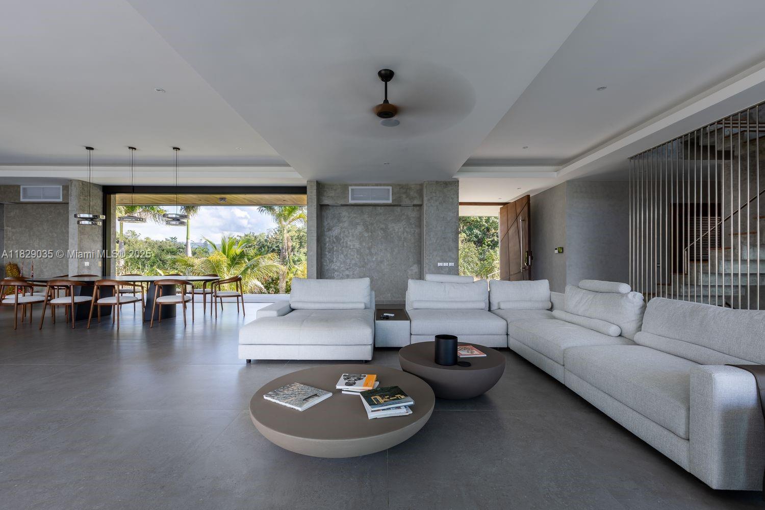 000 8g99+hr Las Terrenas, Dominican Republic Las Terrenas, FL 32000