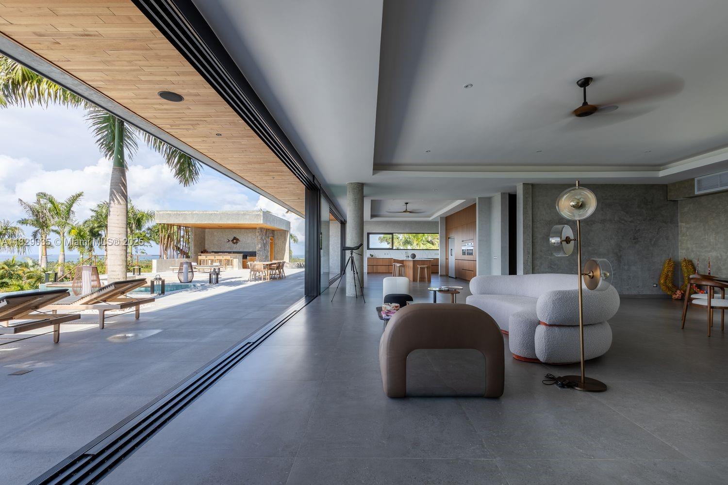 000 8g99+hr Las Terrenas, Dominican Republic Las Terrenas, FL 32000