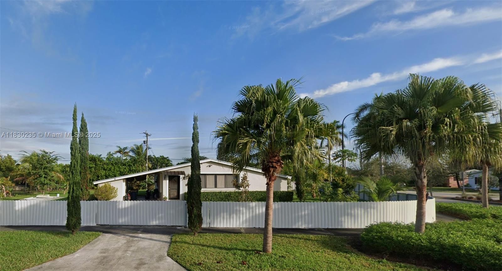 9465 Cutler Rdg Dr