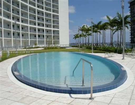 image Blue Condo15