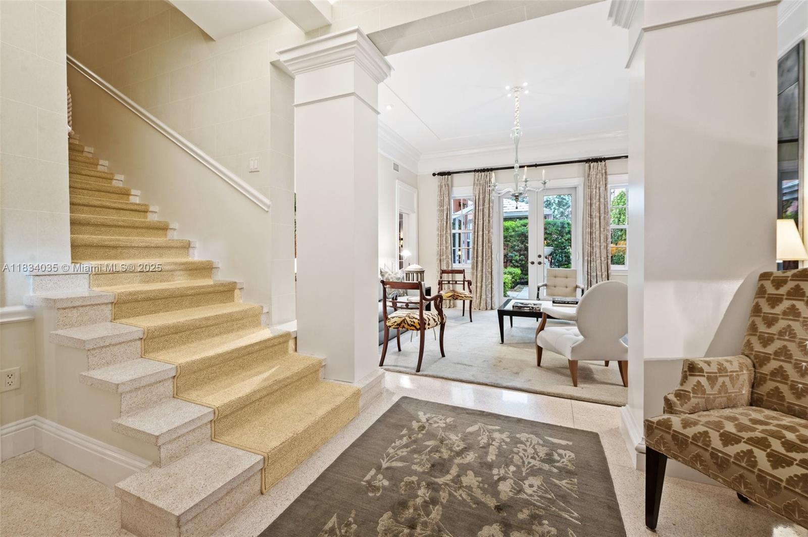 568 Loretto Ave #11 Coral Gables, FL 33146