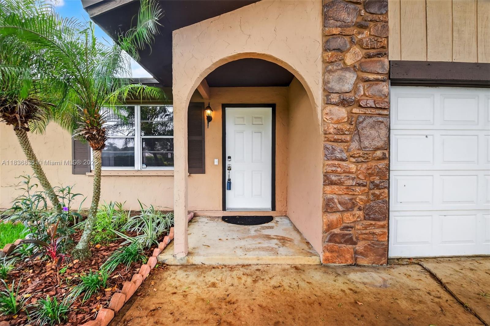 6858 S Congress Ave Lake Worth, FL 33462