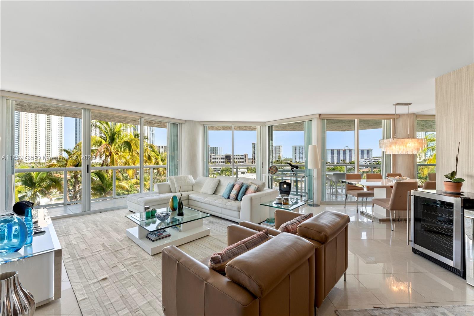 16500 Collins Ave #653