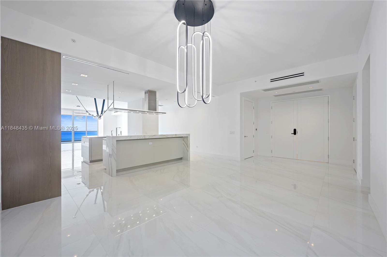 image Turnberry Ocean Club11