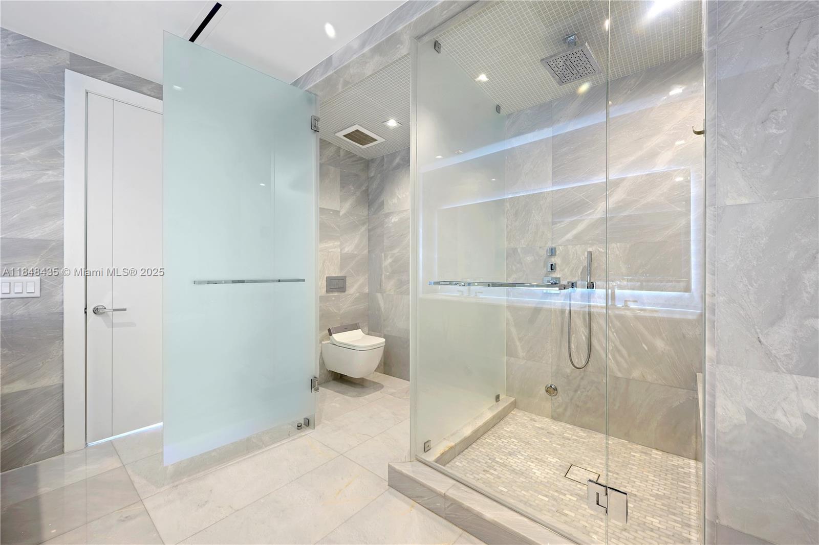 image Turnberry Ocean Club17